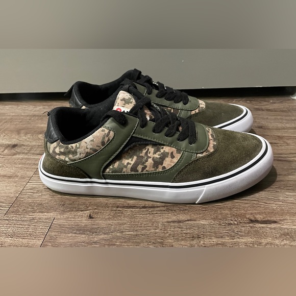 Airwalk Men's Huntington Sneakers - Picture 7 of 11